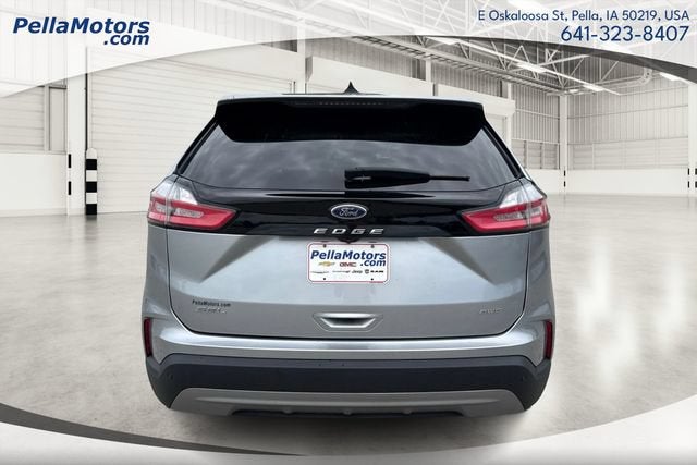 2023 Ford Edge — interior view