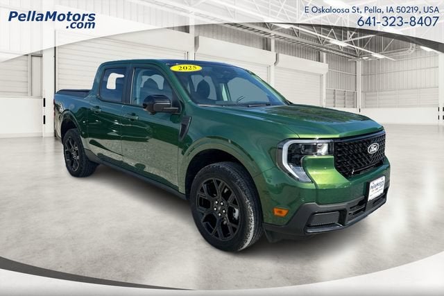 2025 Ford Maverick LARIAT in Green — front three-quarter view