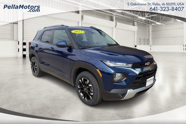 2023 Chevrolet Trailblazer LT in Blue Glow Metallic — front three-quarter view